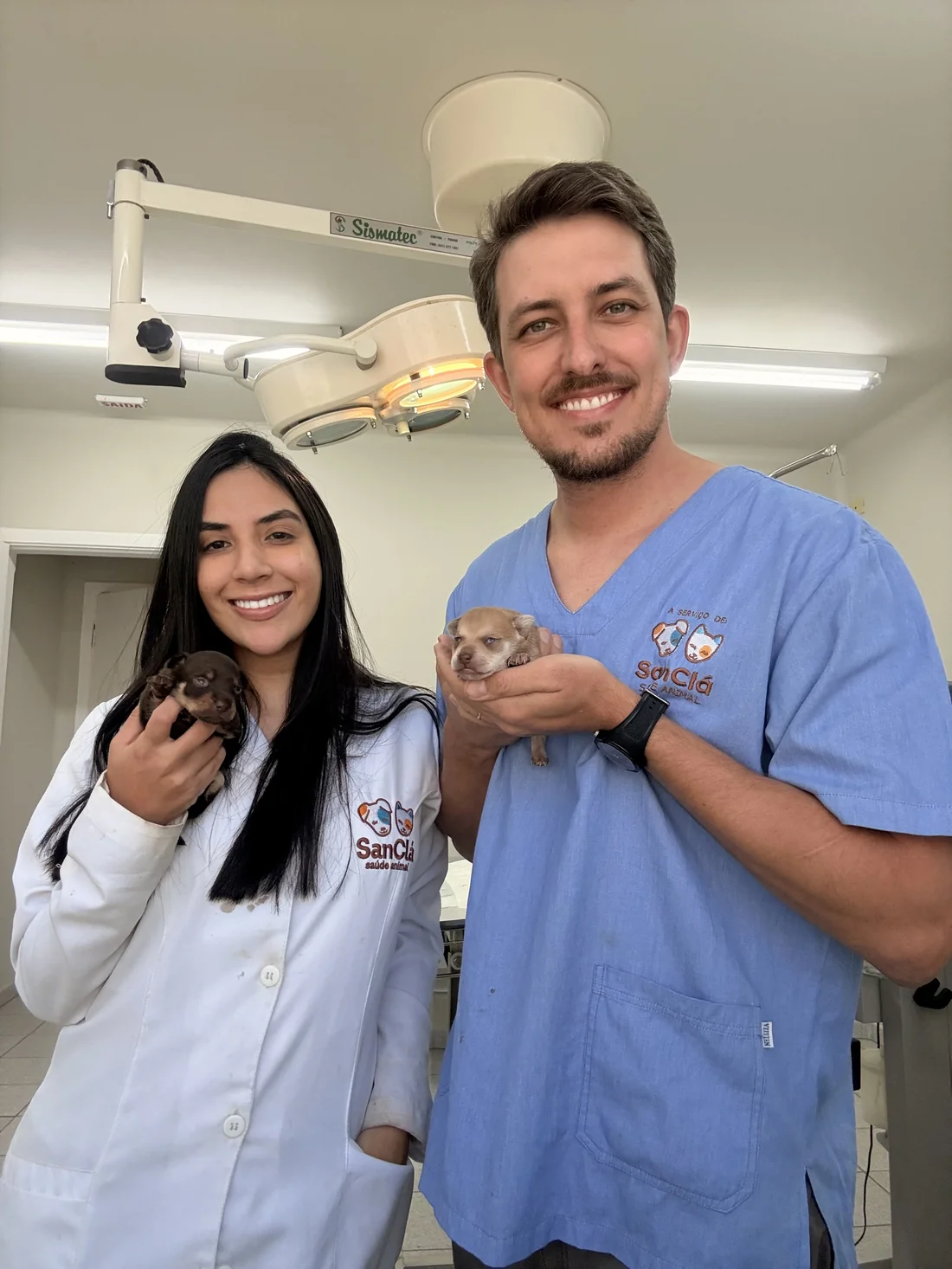 Equipe SanClá Maringá — Dra. Caroline Yonaha e Dr. Murilo Viomar